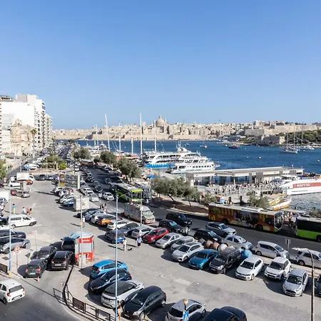 Location-2br Seafront & Steps From Ferry By Arco Collection * Sliema