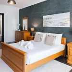 Location-2br Seafront & Steps From Ferry By Arco Collection * Sliema
