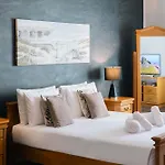 Location-2br Seafront & Steps From Ferry By Arco Collection Apartamento *