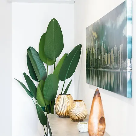 Location-2br Seafront & Steps From Ferry By Arco Collection * Sliema