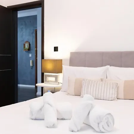 Location-2br Seafront & Steps From Ferry By Arco Collection Sliema