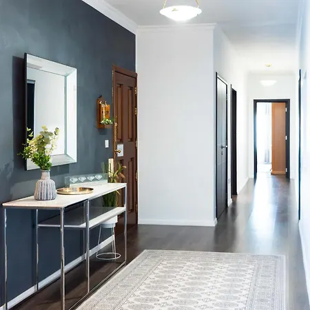 Lägenhet Location-2br Seafront & Steps From Ferry By Arco Collection *