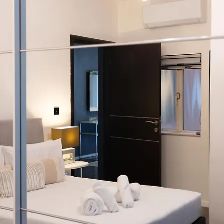 Location-2br Seafront & Steps From Ferry By Arco Collection Lägenhet Sliema